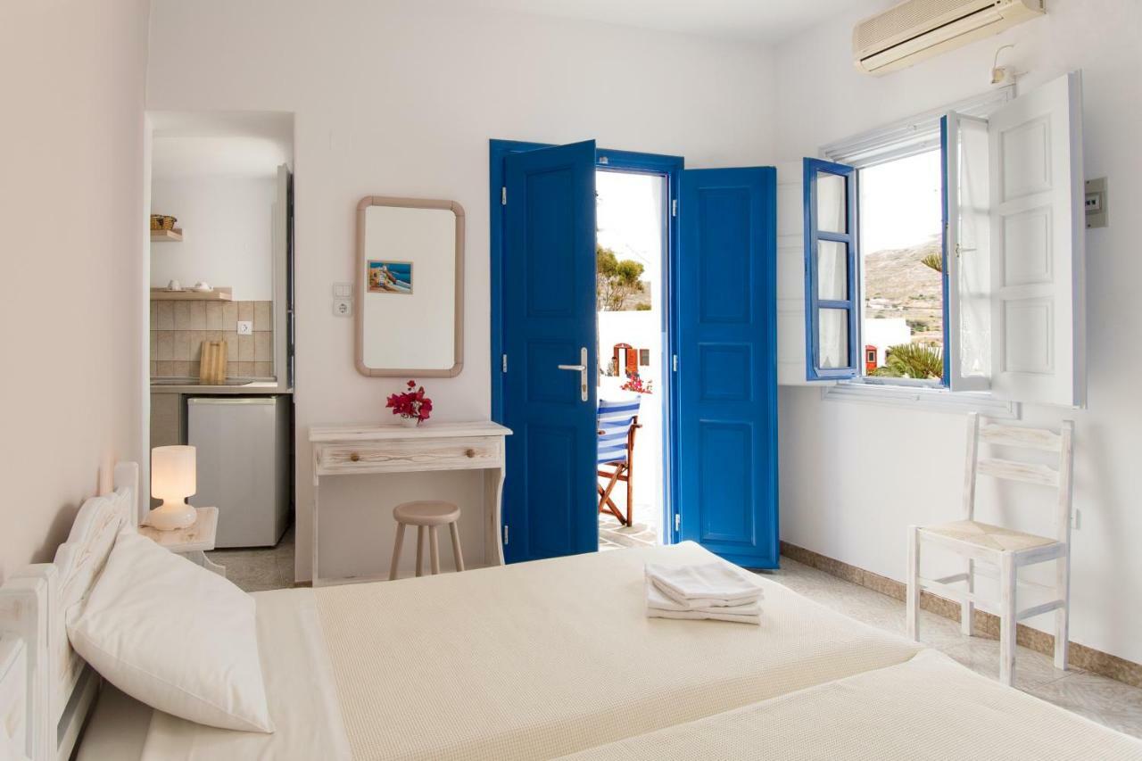 Evgenia Rooms And Apartments Folegandros Town Экстерьер фото