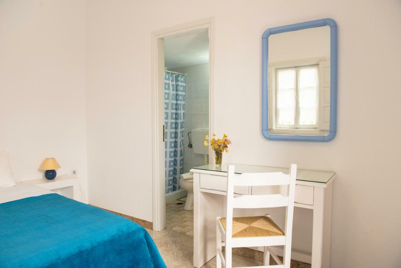 Evgenia Rooms And Apartments Folegandros Town Номер фото